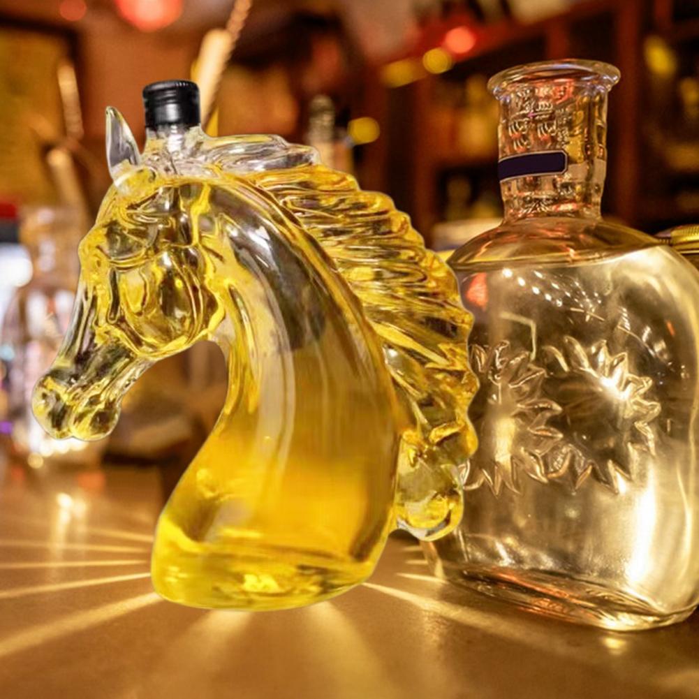 Whiskey Bottle Engraved Horse  - Glass Decanter Whiskey 评论和价格
