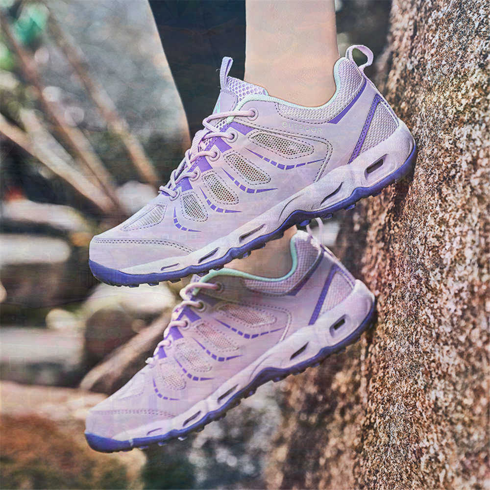Sumer Round Tip Silver Sneaker - Luxury Lifestyle Names 评论和价格
