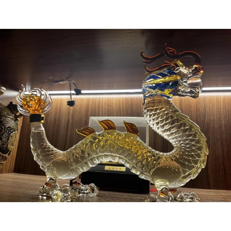 Dragon shaped Chinese Zodiac w - Glass Decanter Whiskey 评论和价格
